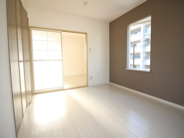 物件内観写真18　(居室)
