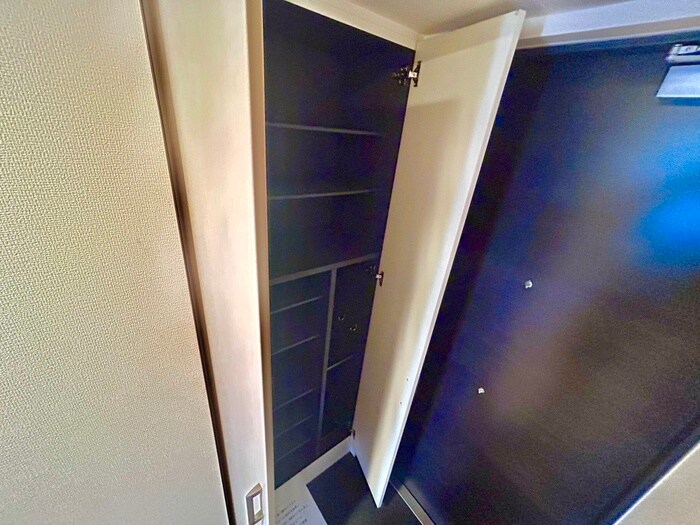 物件内観写真15　(靴箱)