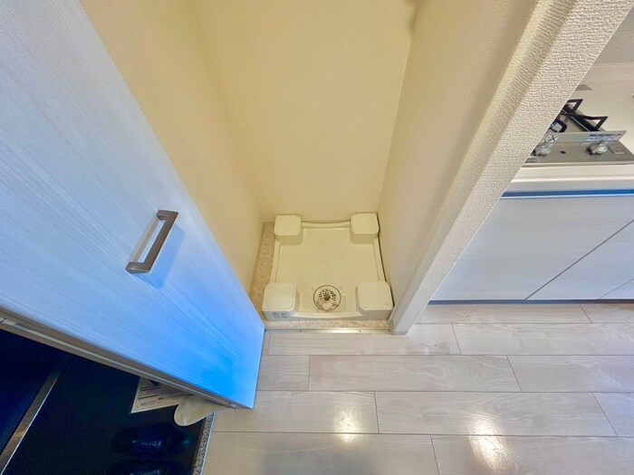 物件内観写真20　(洗濯機置場)