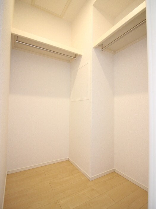 物件内観写真14　(収納)