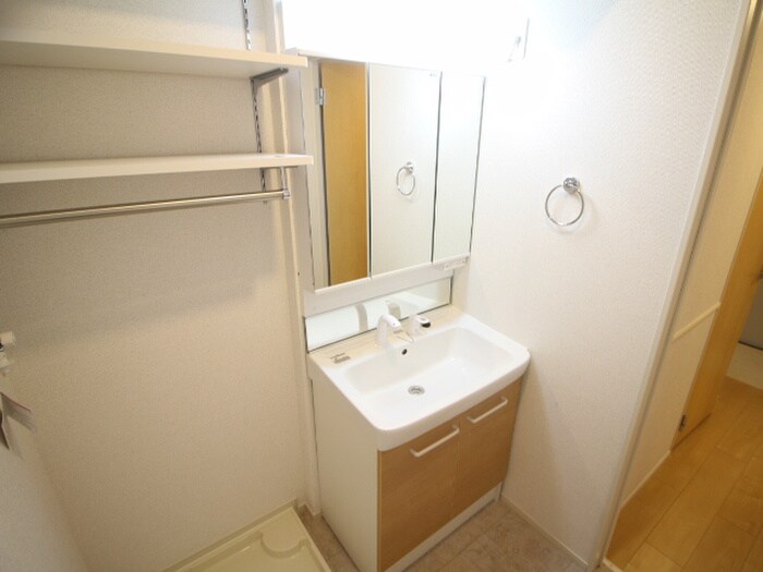 物件内観写真12　(洗面)