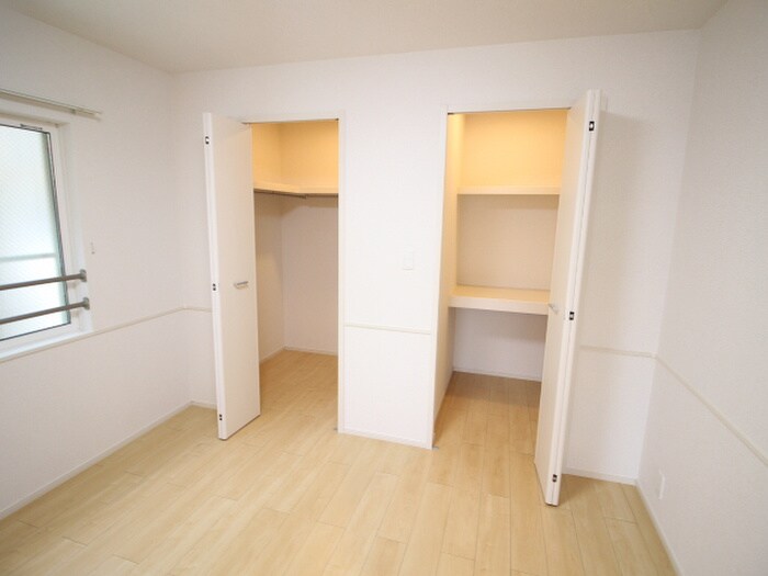 物件内観写真15　(収納)