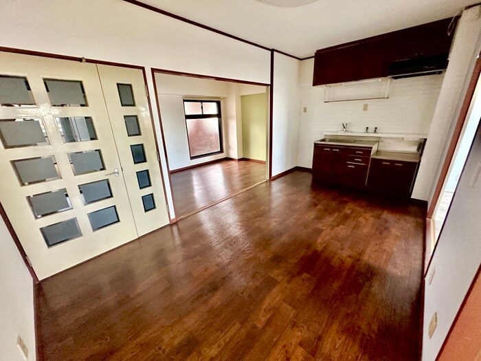 物件内観写真9　(居室)