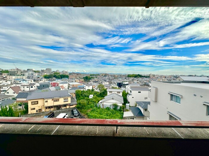 物件内観写真13　(室内からの展望)