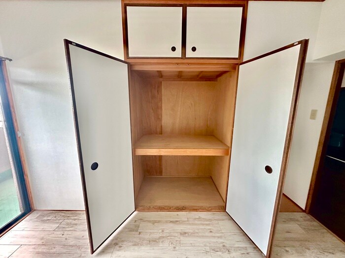 物件内観写真16　(収納)