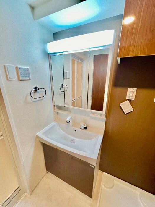 物件内観写真13　(洗面)