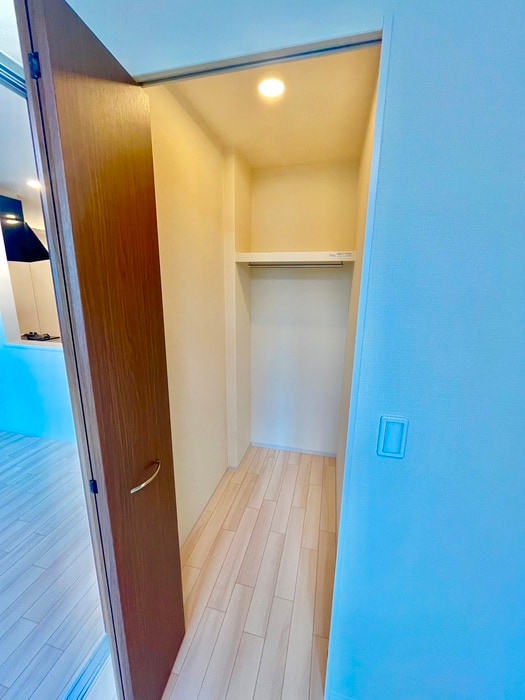 物件内観写真16　(収納)