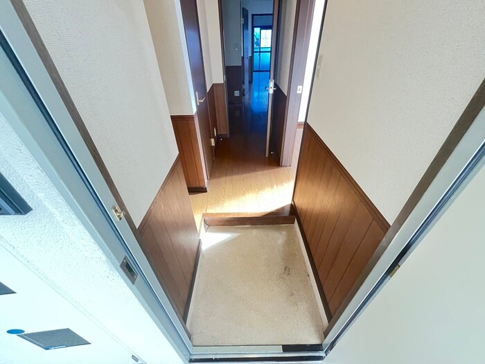 物件内観写真20　(玄関)