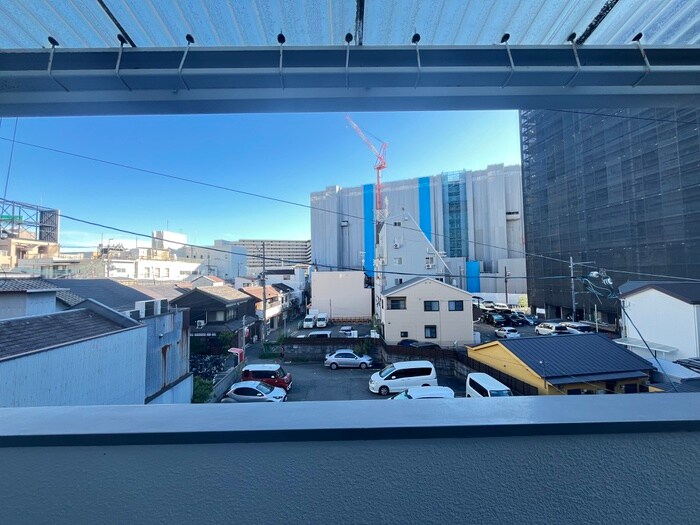 物件内観写真22　(室内からの展望)