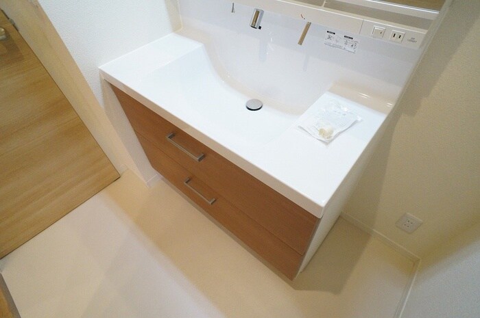 物件内観写真7　(洗面)