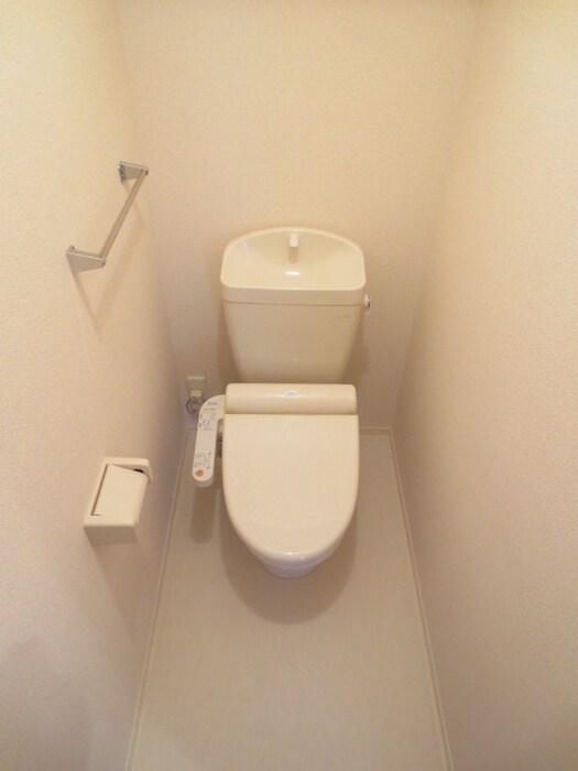 物件内観写真14　(トイレ)