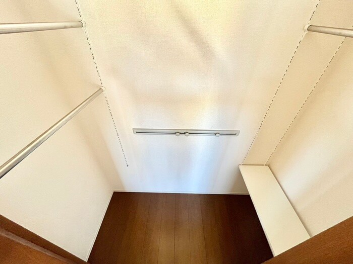物件内観写真21　(収納)
