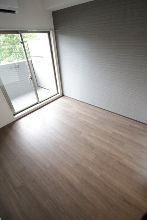 物件内観写真15　(居室)