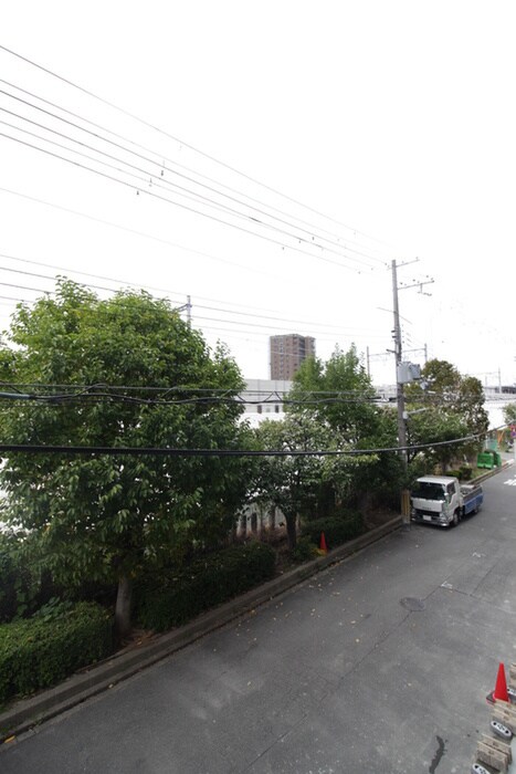 物件内観写真22　(室内からの展望)