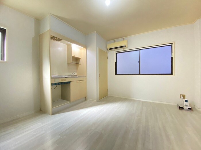 物件内観写真5　(居室)