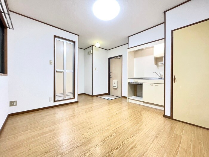 物件内観写真5　(居室)