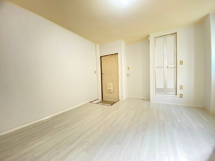 物件内観写真6　(居室)