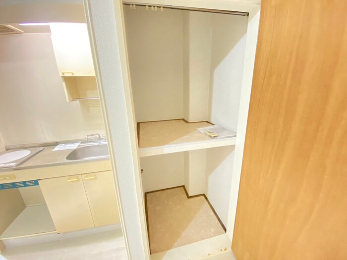 物件内観写真9　(収納)