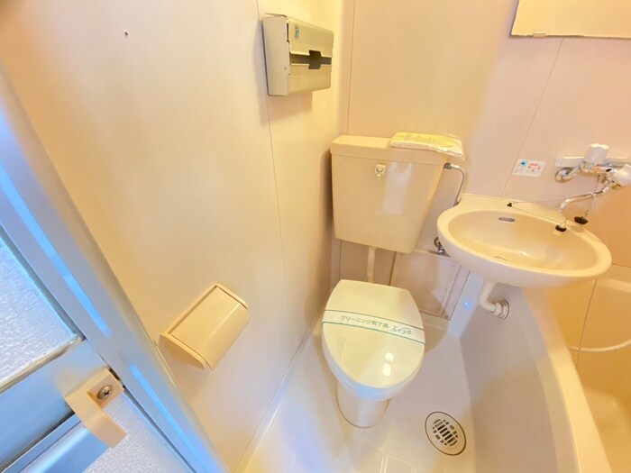 物件内観写真12　(トイレ)