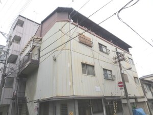 岩本マンション外観写真