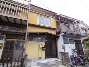 向島立河原町貸家外観写真