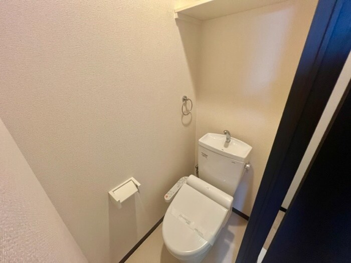 物件内観写真5　(トイレ)