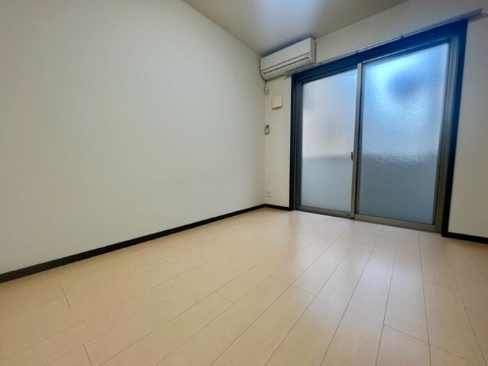 物件内観写真15　(居室)