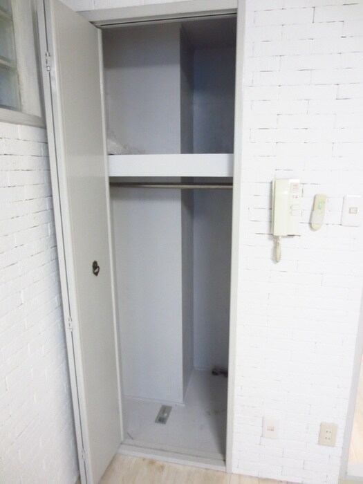 物件内観写真8　(収納)