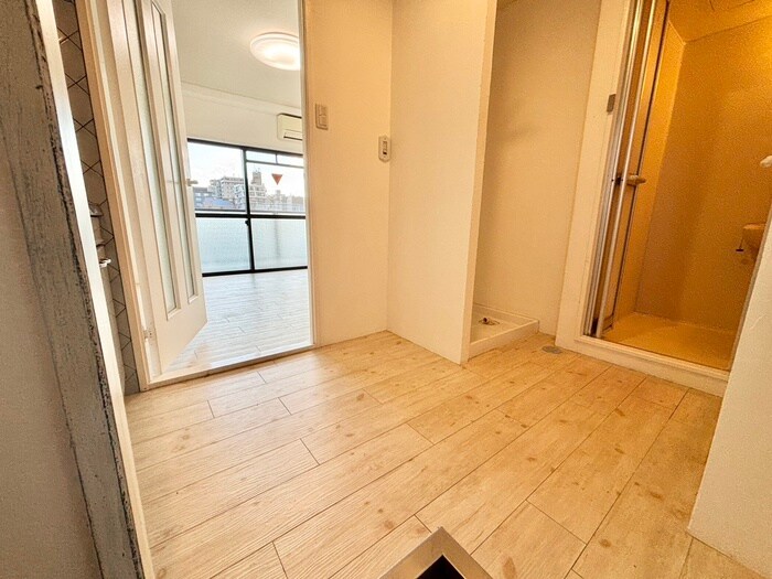 物件内観写真16　(廊下)