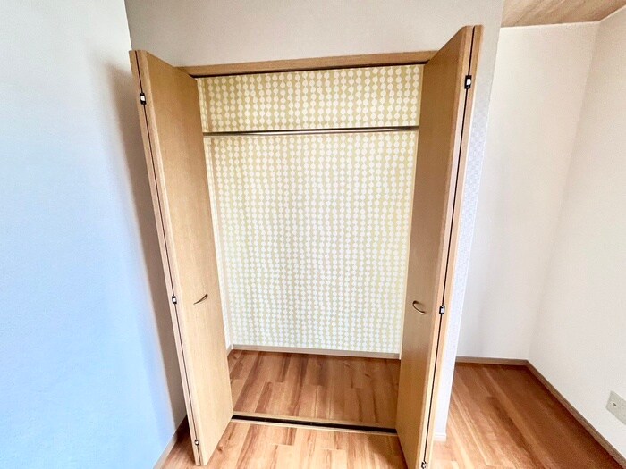 物件内観写真16　(収納)