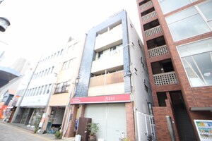 泉マンション外観写真