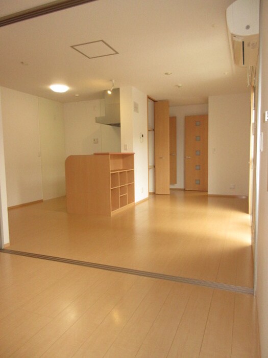 物件内観写真6　(居室)