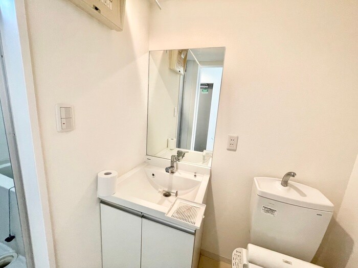 物件内観写真12　(洗面)