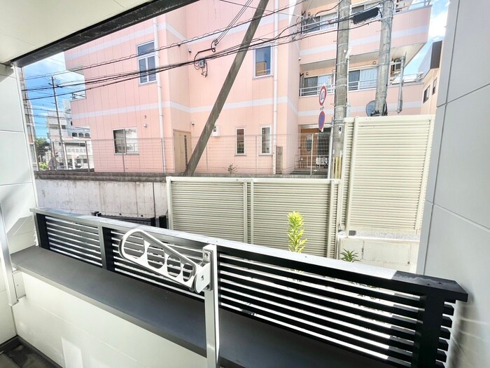 物件内観写真15　(室内からの展望)