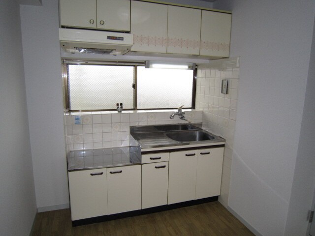 物件内観写真4　(内観写真)