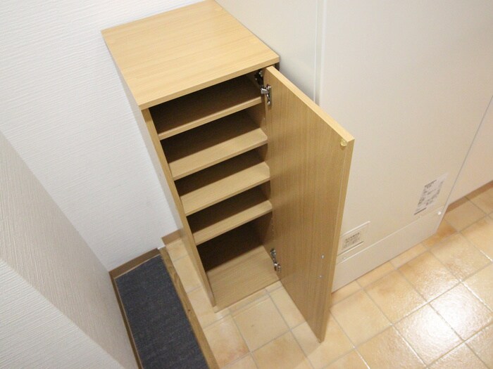 物件内観写真10　(靴箱)
