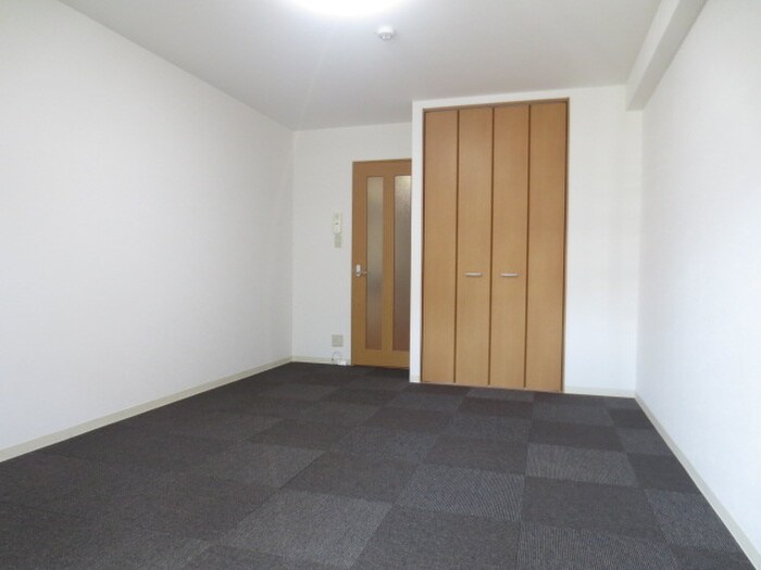 物件内観写真11　(居室)