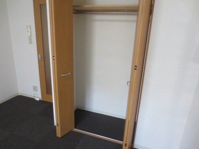 物件内観写真14　(収納)