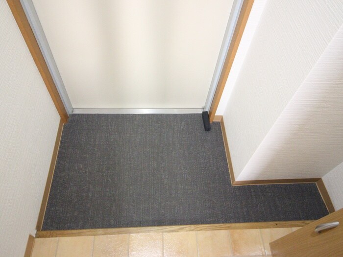 物件内観写真15　(玄関)