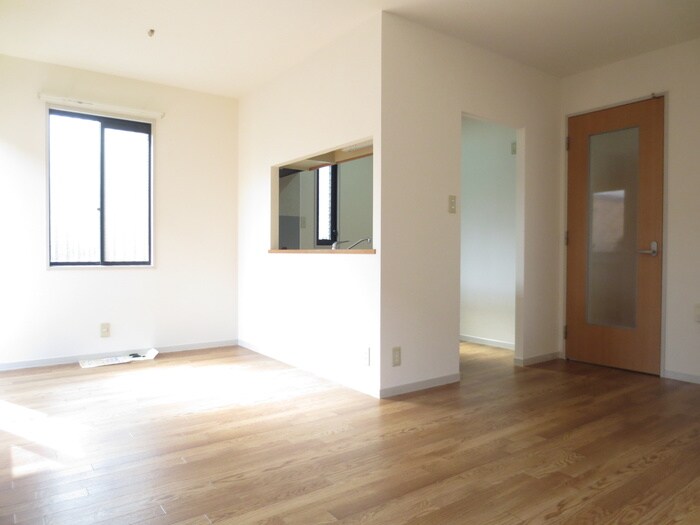 物件内観写真7　(居室)