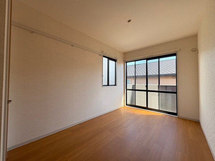 物件内観写真9　(居室)