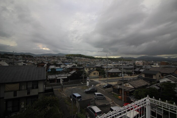 物件内観写真15　(室内からの展望)