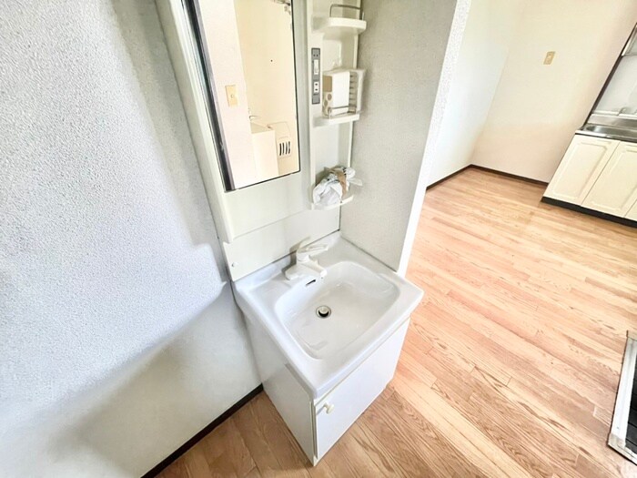 物件内観写真10　(洗面)