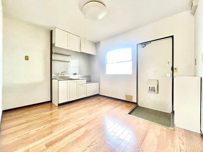 物件内観写真12　(居室)