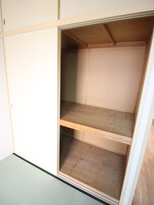 物件内観写真18　(収納)