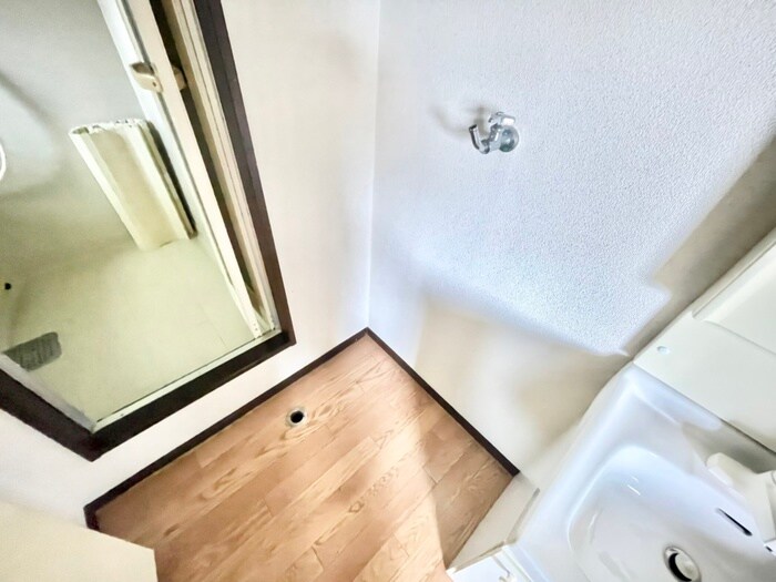 物件内観写真22　(洗濯機置場)