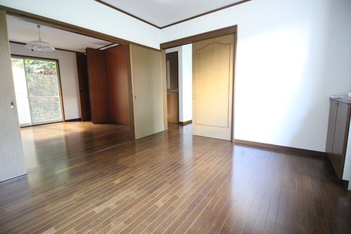 物件内観写真6　(居室)