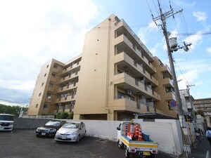 ﾗｲｵﾝｽﾞﾏﾝｼｮﾝ鴨川北（２０２）外観写真