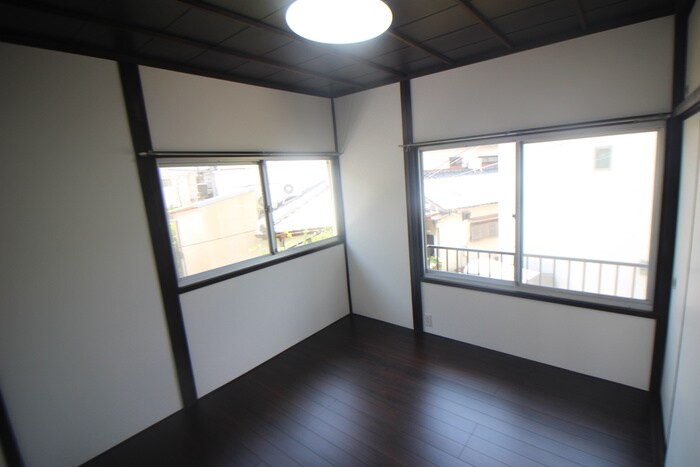 物件内観写真8　(居室)