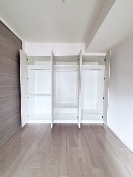 物件内観写真13　(収納)